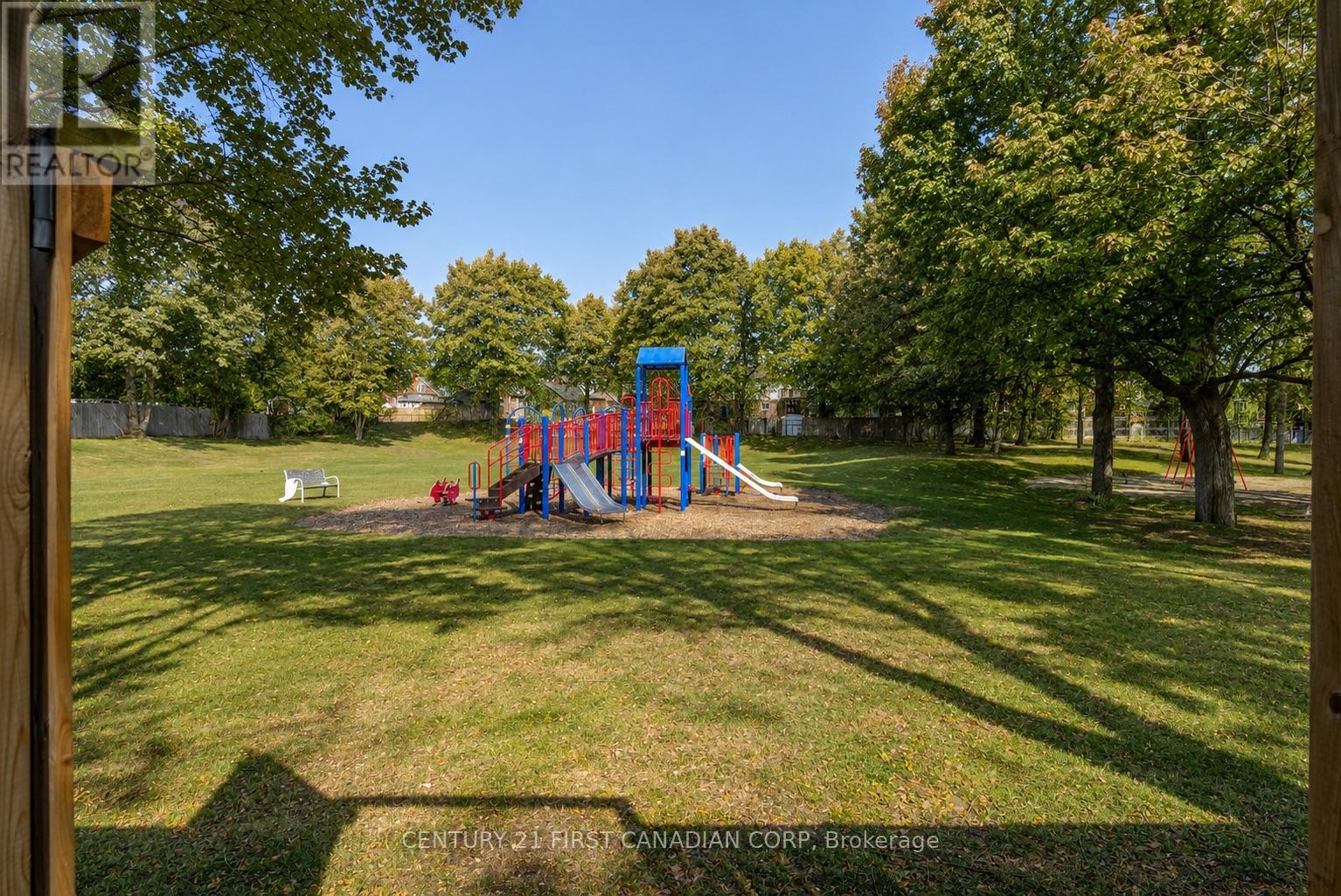 36 Edgewood Drive, Kitchener, Ontario  N2M 2A1 - Photo 29 - X13613010