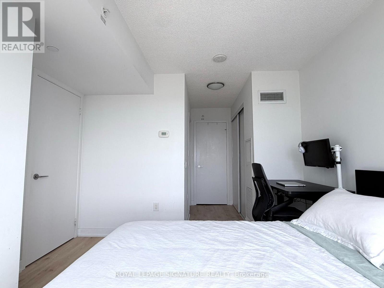 4112 - 85 Queens Wharf Road, Toronto, Ontario  M5V 0J9 - Photo 11 - C13613128