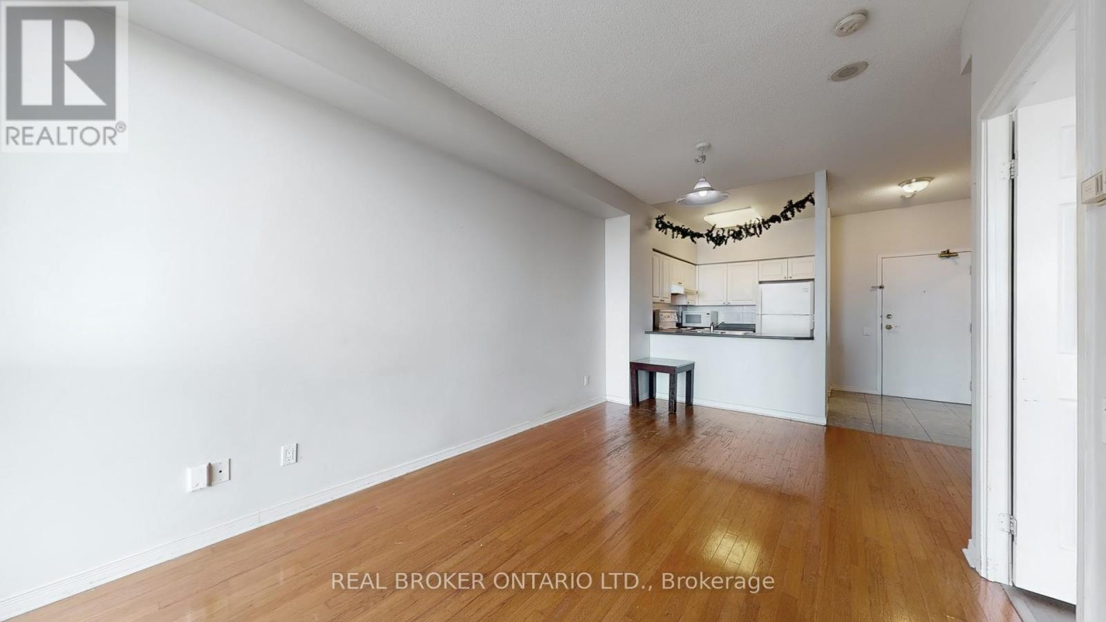 505 - 8 Hillcrest Avenue, Toronto, Ontario  M2N 6Y6 - Photo 8 - C13613132