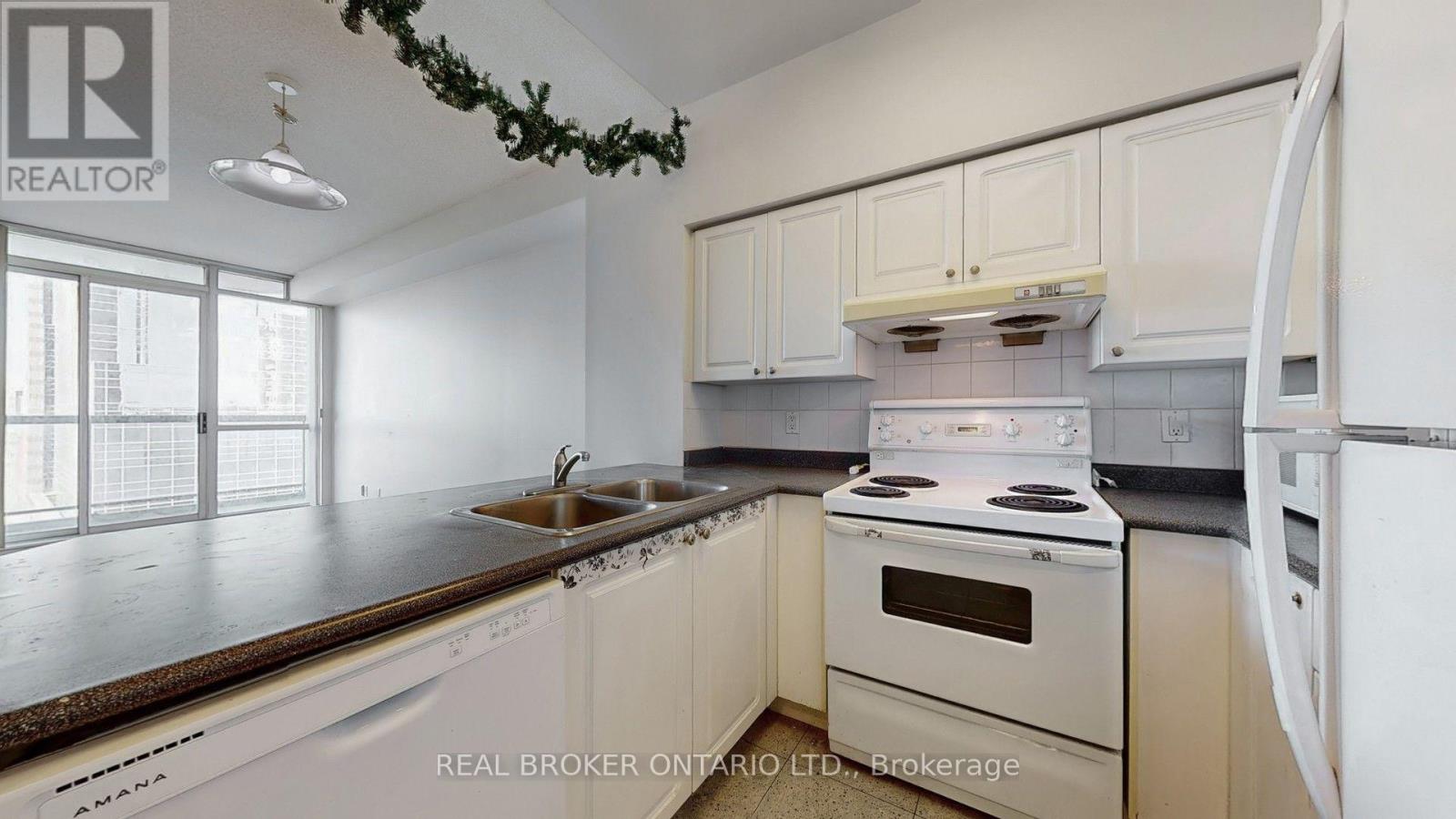 505 - 8 Hillcrest Avenue, Toronto, Ontario  M2N 6Y6 - Photo 9 - C13613132