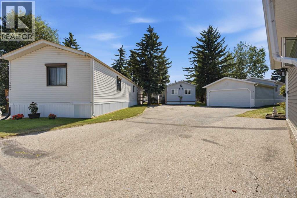 3011 Burroughs Manor NE, Calgary, Alberta  T1Y 6K1 - Photo 31 - A2326628