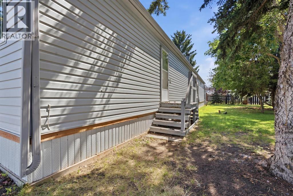3011 Burroughs Manor NE, Calgary, Alberta  T1Y 6K1 - Photo 25 - A2326628