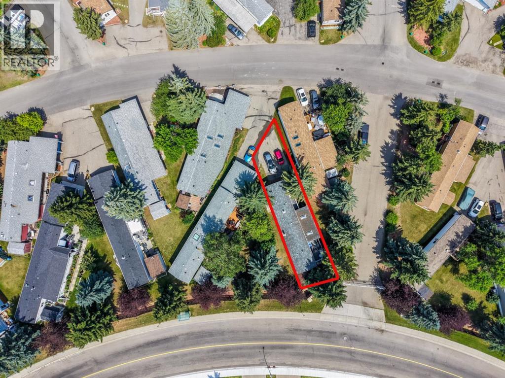 3011 Burroughs Manor NE, Calgary, Alberta  T1Y 6K1 - Photo 3 - A2326628