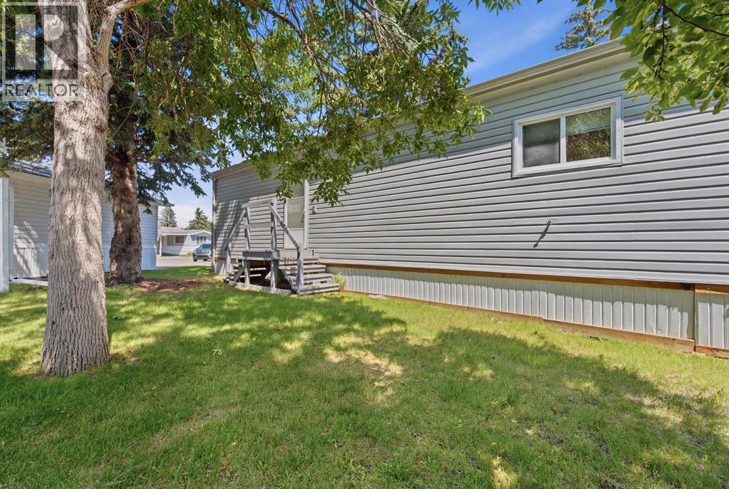 3011 Burroughs Manor NE, Calgary, Alberta  T1Y 6K1 - Photo 29 - A2326628
