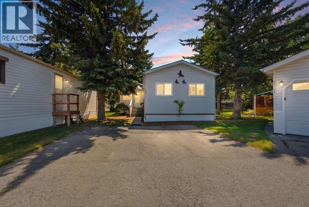 3011 Burroughs Manor NE, Calgary, Alberta  T1Y 6K1 - Photo 2 - A2326628