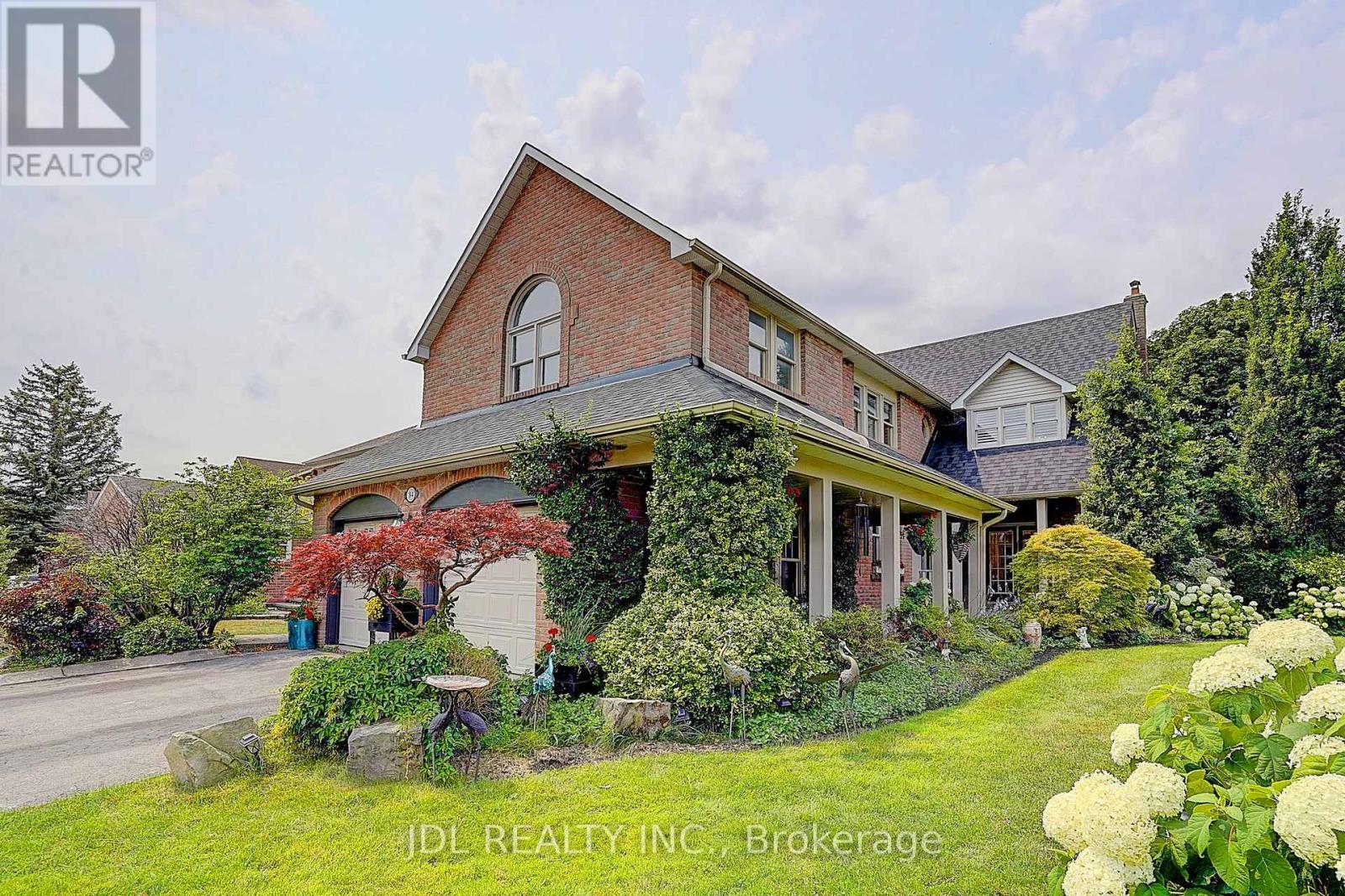 84 LONGWATER CHASE, Markham, Ontario
