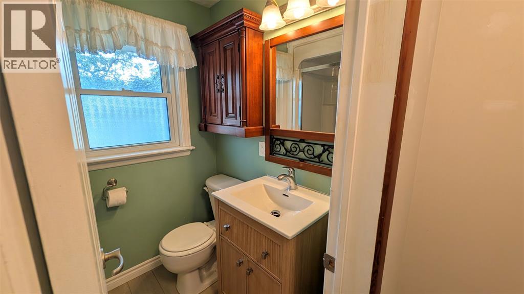 298 Elsfield Crescent, Sarnia, Ontario  N7S 1C3 - Photo 12 - 26017771
