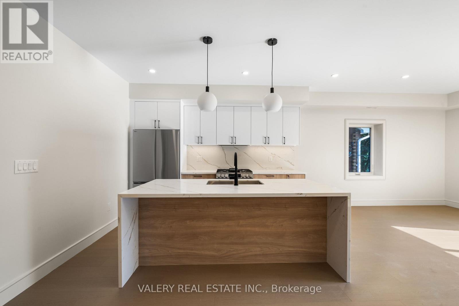 2nd Floor - 131 Dovercourt Road, Toronto, Ontario  M6J 3C5 - Photo 6 - C13612268