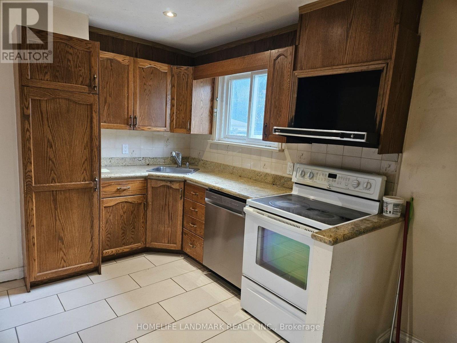 (Full House) - 19 Winter Avenue, Toronto, Ontario  M1K 4L6 - Photo 21 - E13091476