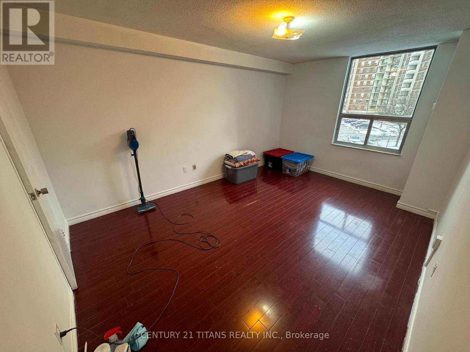 311 - 10 Edgecliffe Golfway, Toronto, Ontario  M3C 3A3 - Photo 9 - C13611124
