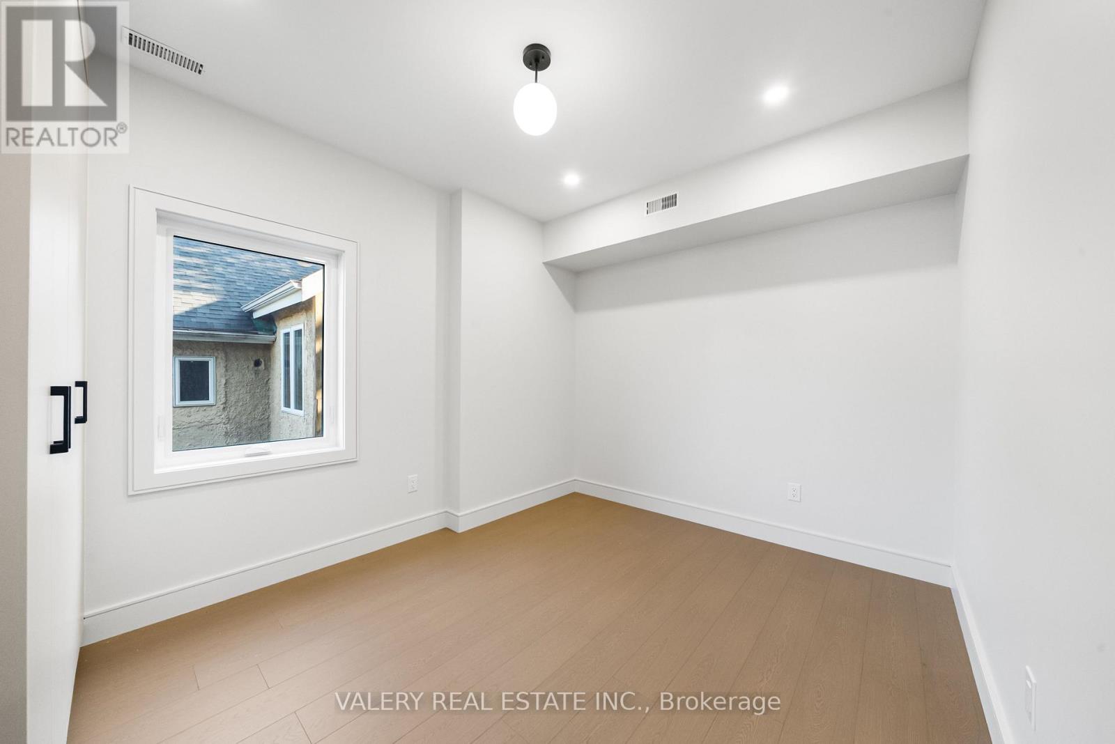 2nd Floor - 131 Dovercourt Road, Toronto, Ontario  M6J 3C5 - Photo 15 - C13612268