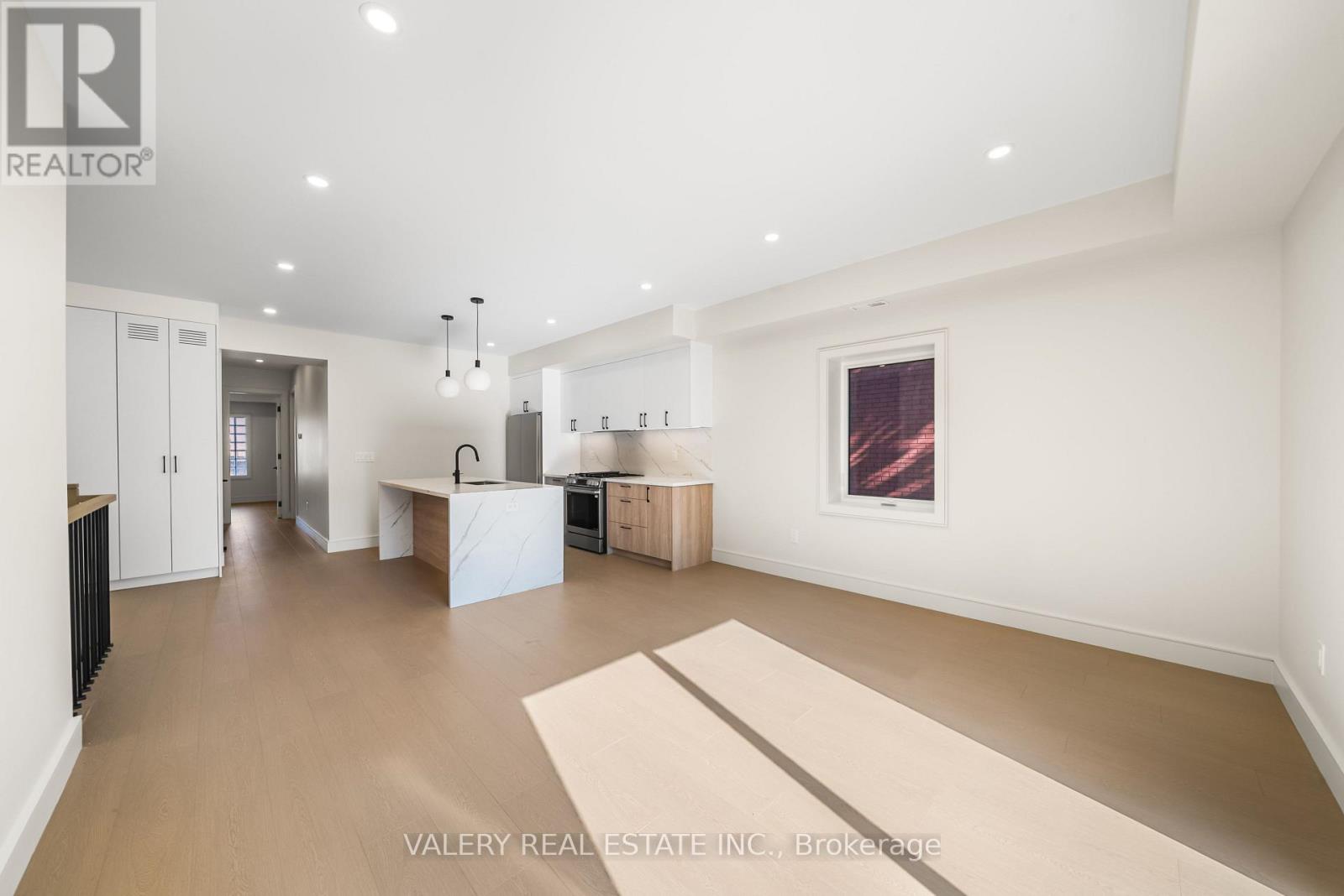 2nd Floor - 131 Dovercourt Road, Toronto, Ontario  M6J 3C5 - Photo 9 - C13612268