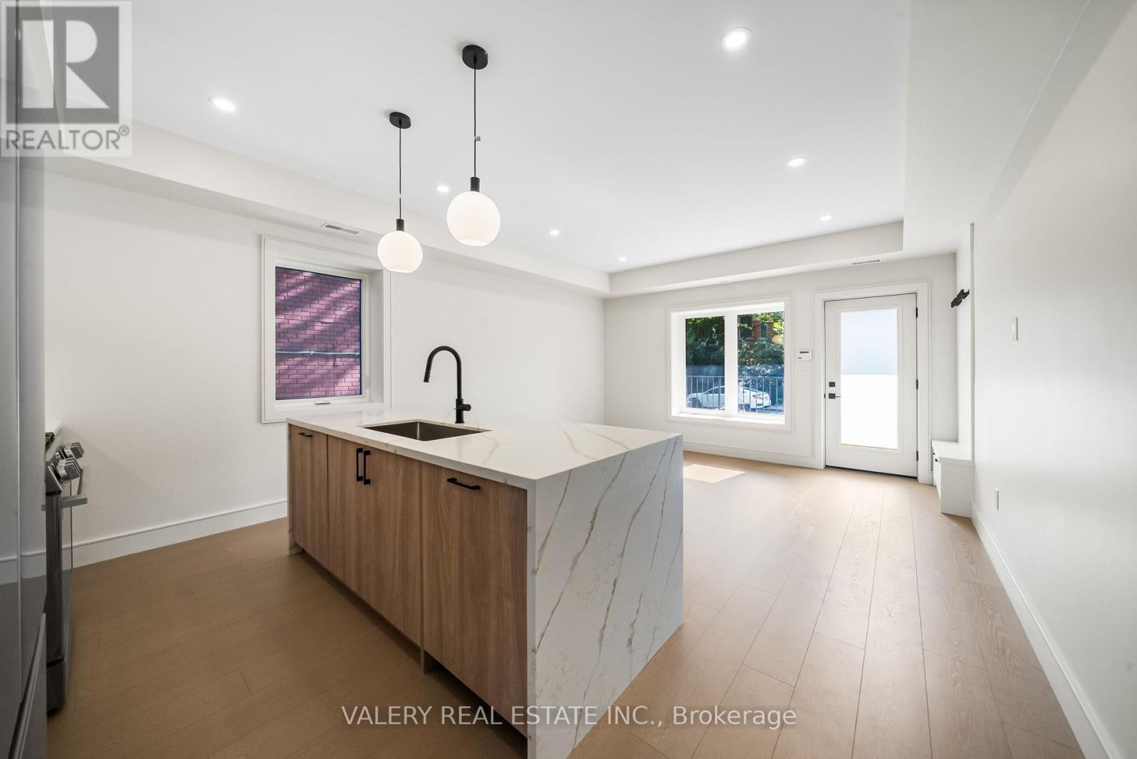 Main - 131 Dovercourt Road, Toronto, Ontario  M6J 3C5 - Photo 2 - C13612276
