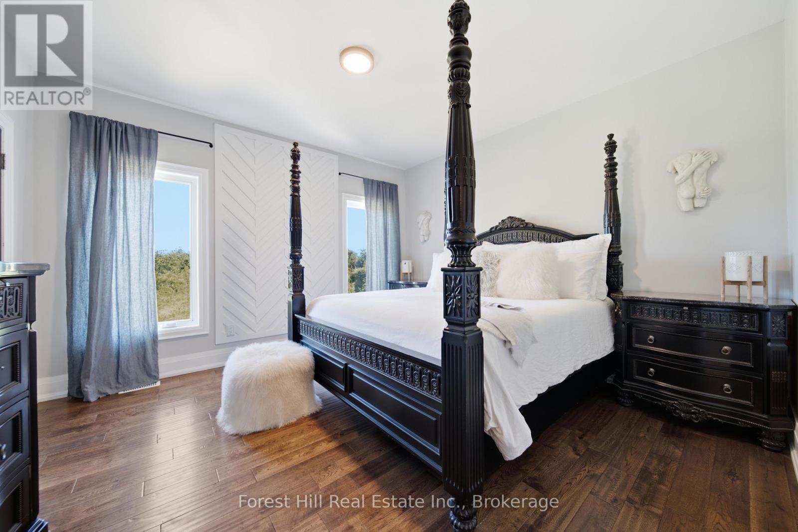 1029 Sixth Street, Collingwood, Ontario  L9Y 3Y9 - Photo 34 - S13613266