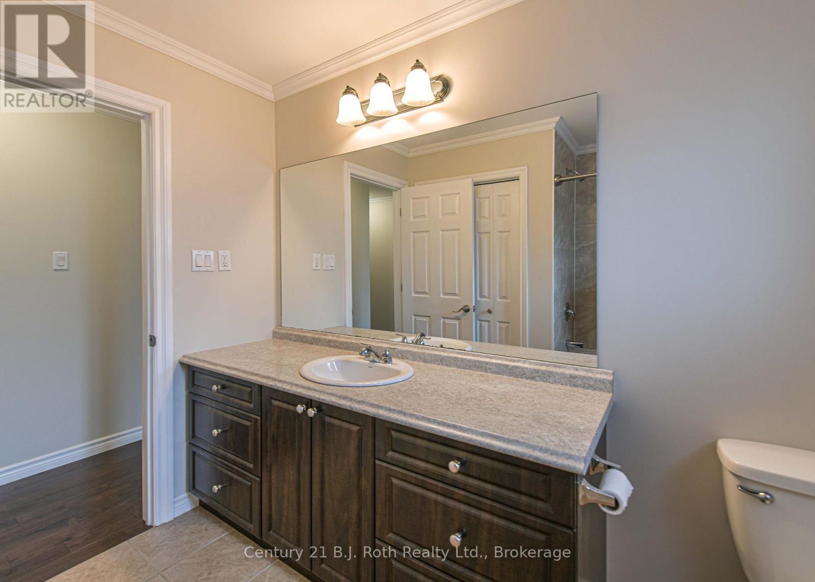 65 Courtland Street, Ramara (Atherley), Ontario  L3V 1A6 - Photo 28 - S13613324