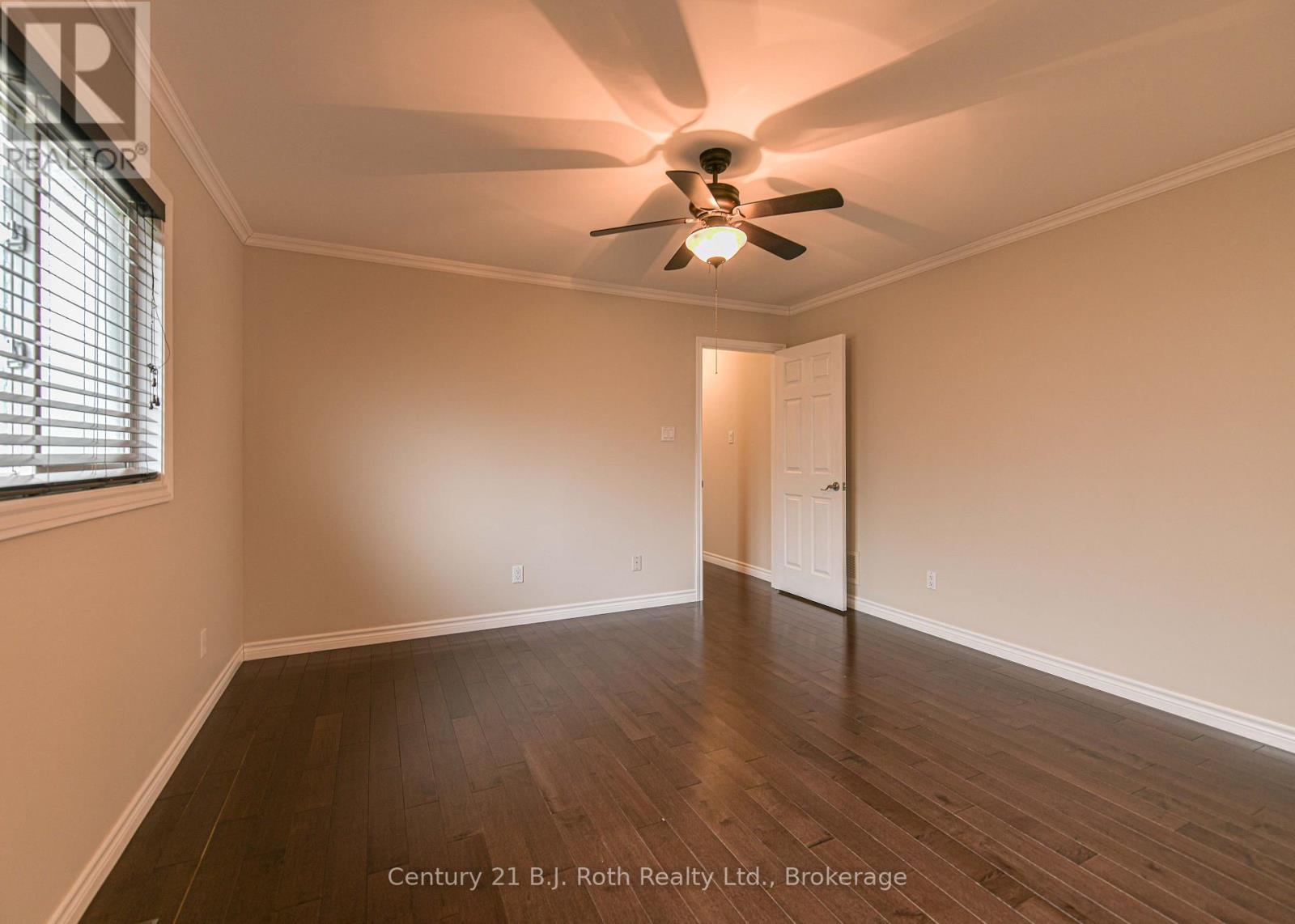 65 Courtland Street, Ramara (Atherley), Ontario  L3V 1A6 - Photo 32 - S13613324