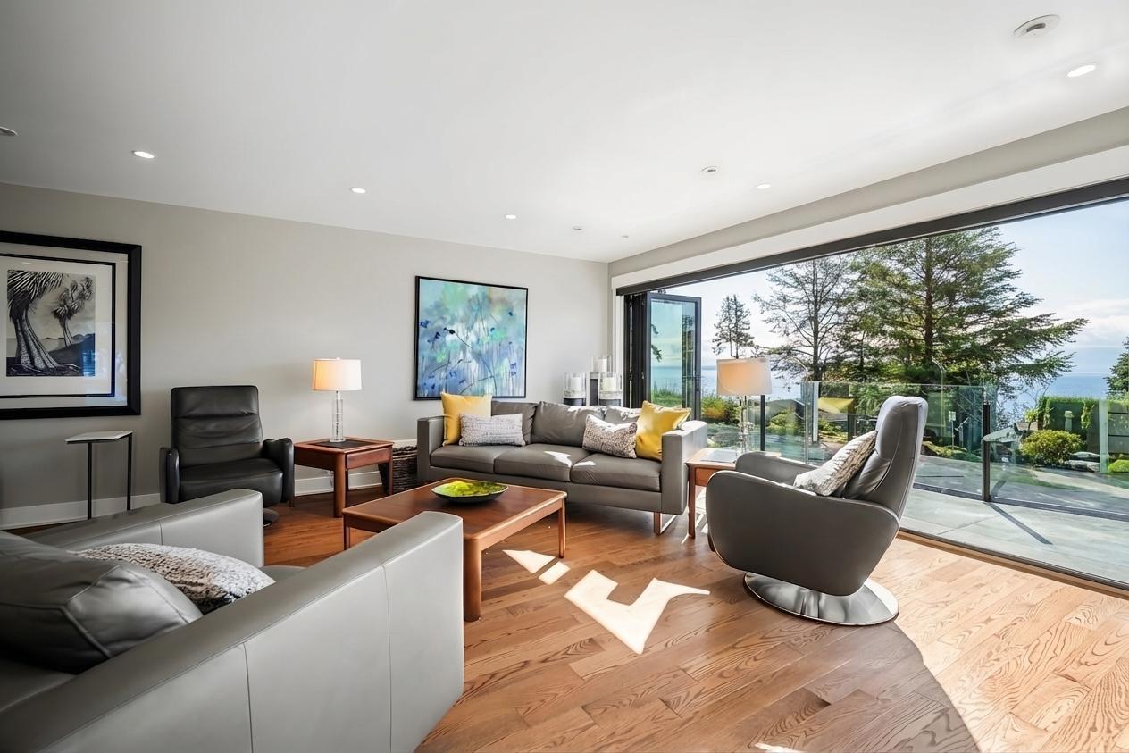 13387 13a Avenue, Surrey, British Columbia  V4A 5Y3 - Photo 4 - R3150496