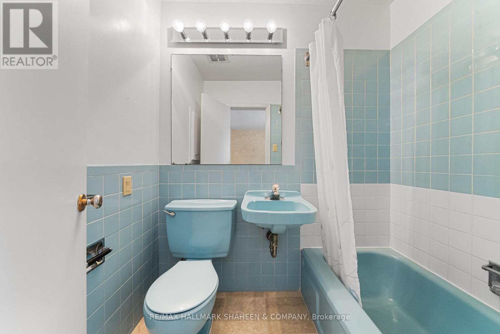 45 Hi Mount Drive, Toronto, Ontario  M2K 1X3 - Photo 23 - C13613224