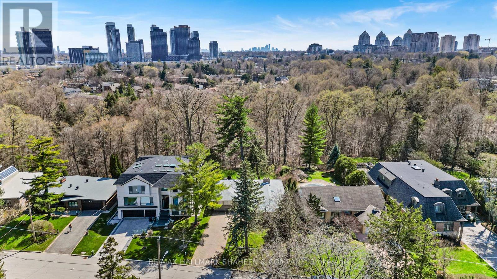 45 Hi Mount Drive, Toronto, Ontario  M2K 1X3 - Photo 5 - C13613224