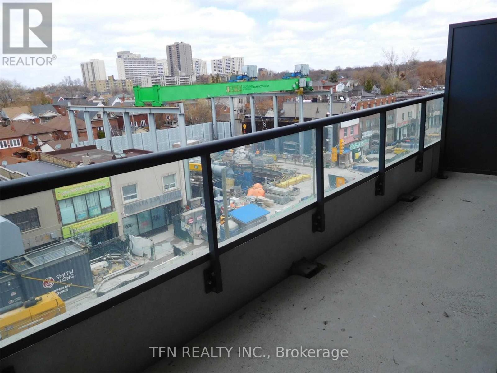 418 - 1603 Eglinton Avenue W, Toronto, Ontario  M6E 0A1 - Photo 8 - C13613344
