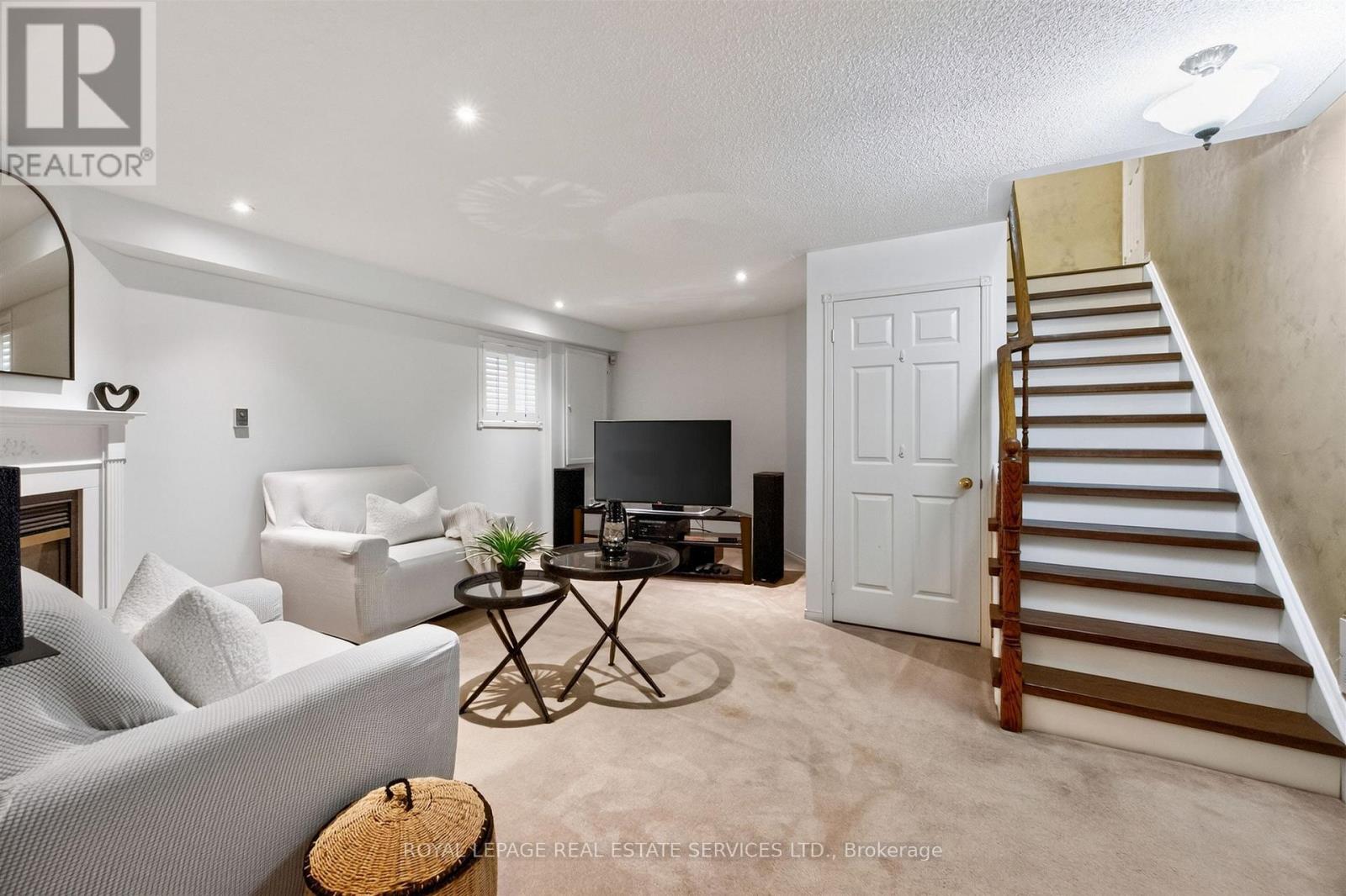 45 Rosemarie Crescent, Whitby, Ontario  L1M 1G6 - Photo 20 - E13613342