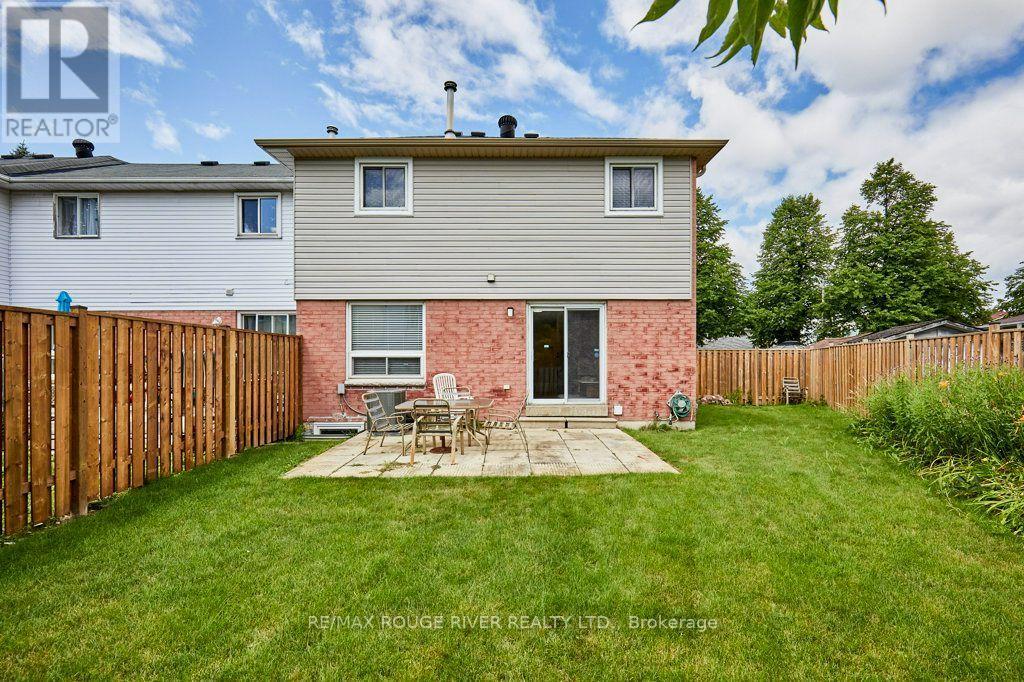 216 Wright Crescent, Ajax, Ontario  L1S 6X2 - Photo 8 - E13613378