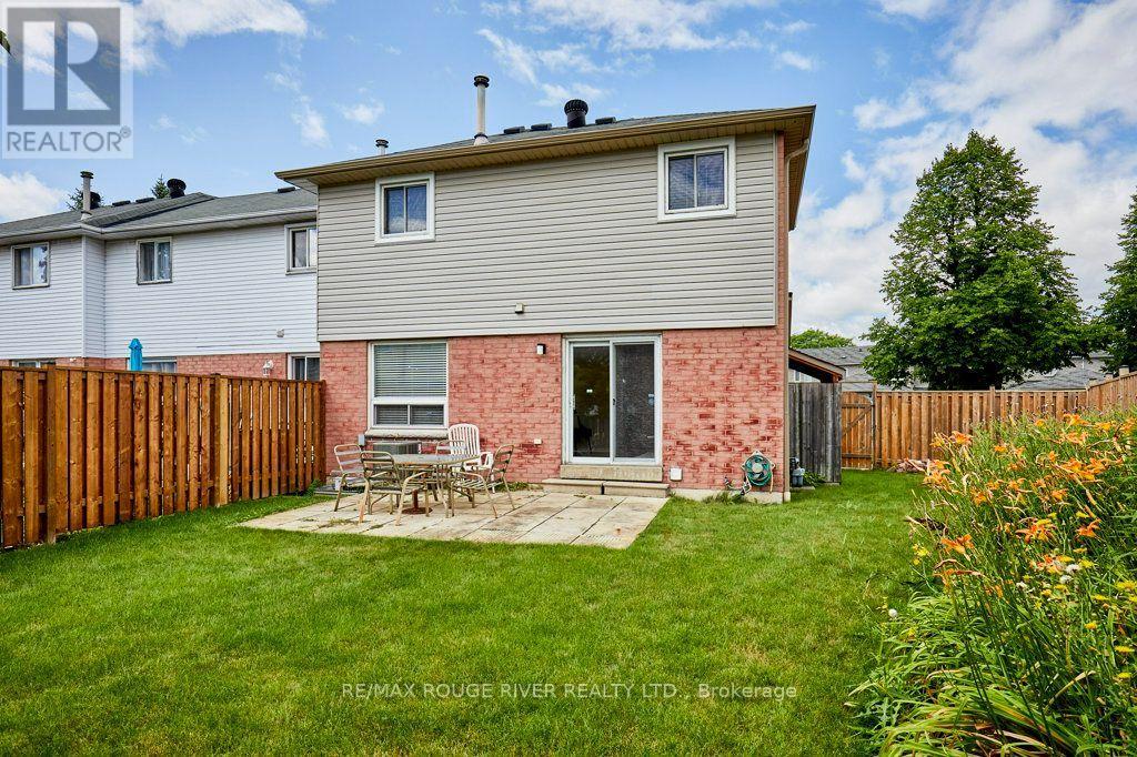 216 Wright Crescent, Ajax, Ontario  L1S 6X2 - Photo 9 - E13613378