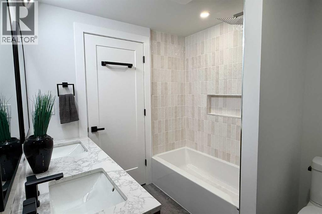 36 Big Hill Way SE, Airdrie, Alberta  T4A 1M7 - Photo 15 - A2327569