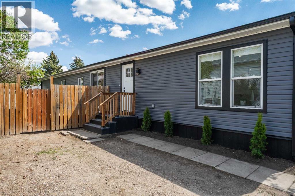 36 Big Hill Way SE, Airdrie, Alberta  T4A 1M7 - Photo 23 - A2327569
