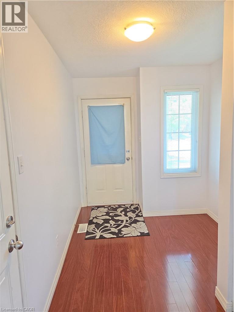 696 Wild Ginger Avenue, Waterloo, Ontario  N2V 2T2 - Photo 3 - 40850215
