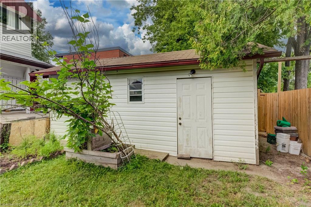 182 Avalon Place, Kitchener, Ontario  N2M 4N8 - Photo 38 - 40851173
