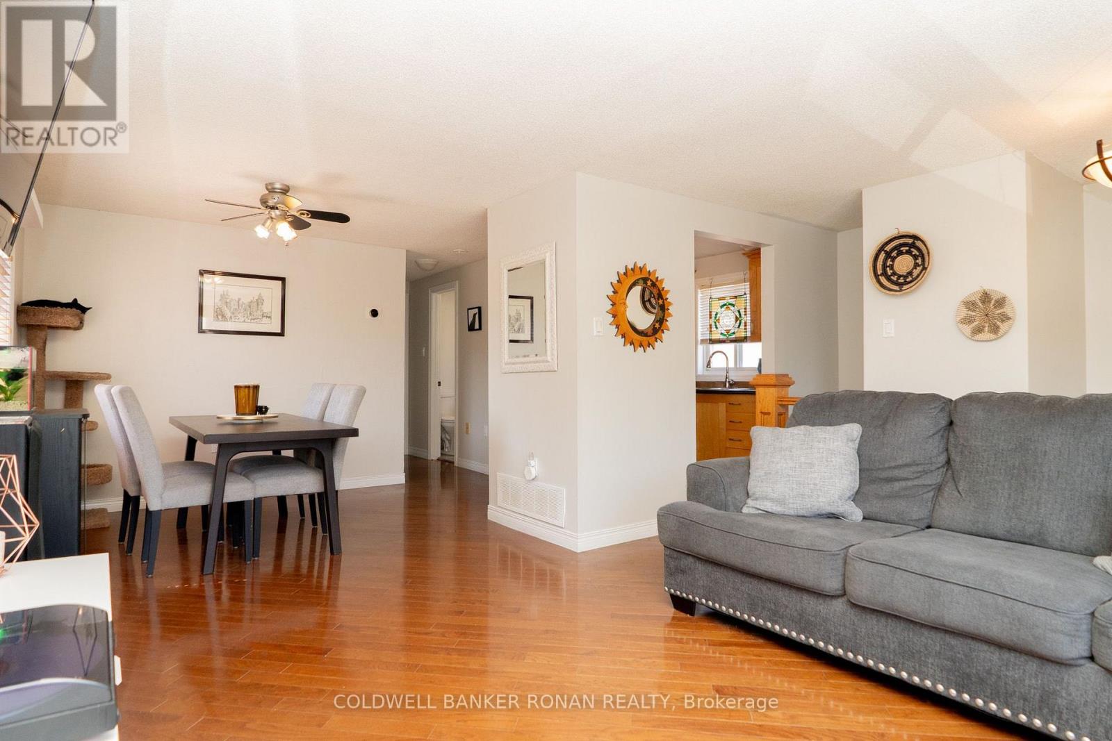 37 Ferguson Drive, Barrie, Ontario  L4N 7B4 - Photo 4 - S13613222