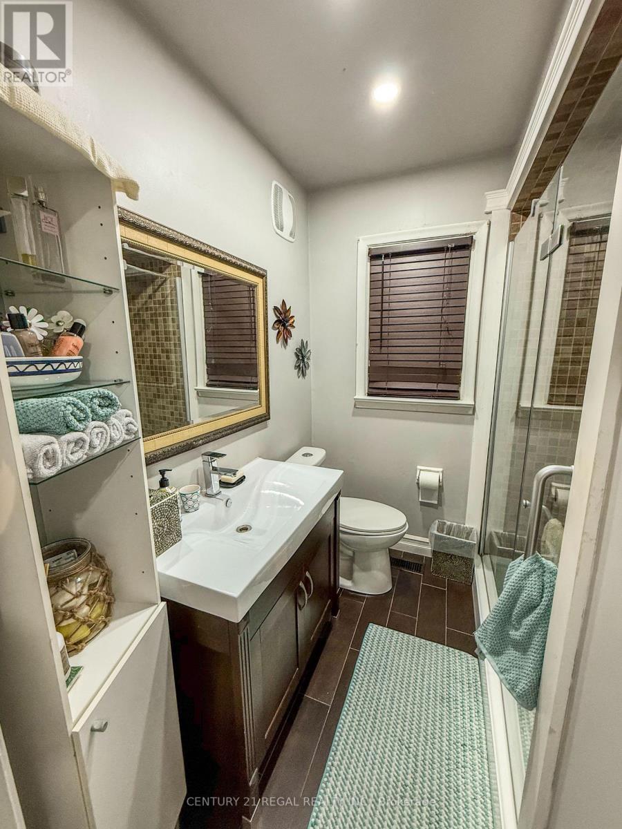 1507 Pharmacy Avenue, Toronto, Ontario  M1R 2J7 - Photo 13 - E13607882