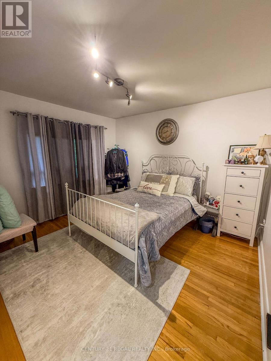 1507 Pharmacy Avenue, Toronto, Ontario  M1R 2J7 - Photo 16 - E13607882