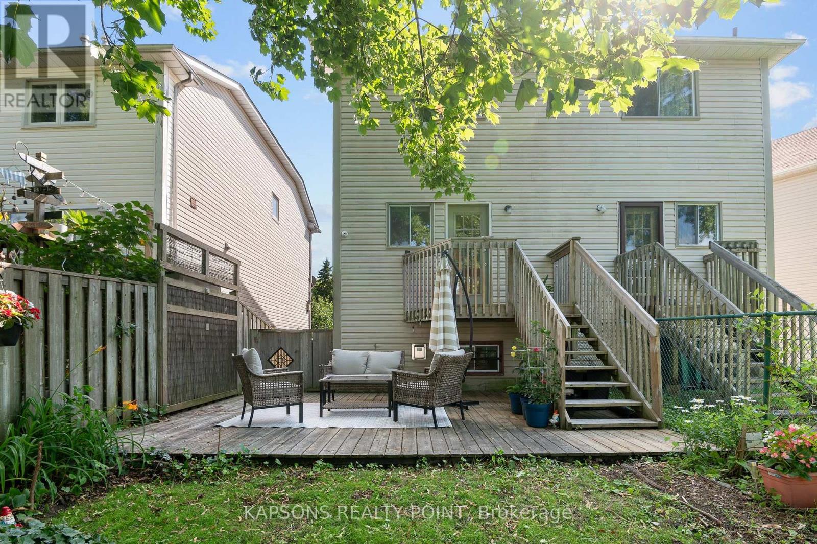 1255 Woodhill Court, Mississauga, Ontario  L5E 3H2 - Photo 34 - W13613256