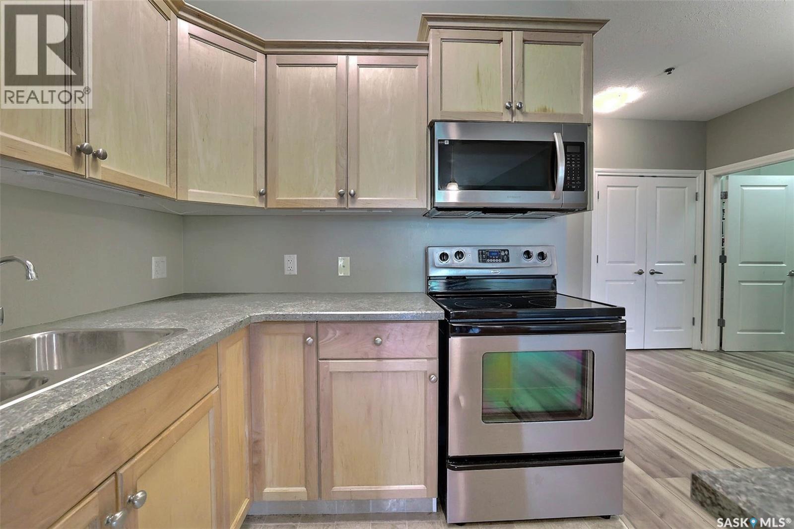 306 2700 Montague Street, Regina, Saskatchewan  S4S 0J9 - Photo 8 - SK043680