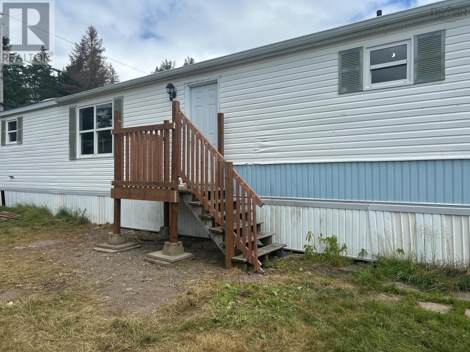 21 Elmwood Drive, Lower South River, Nova Scotia
