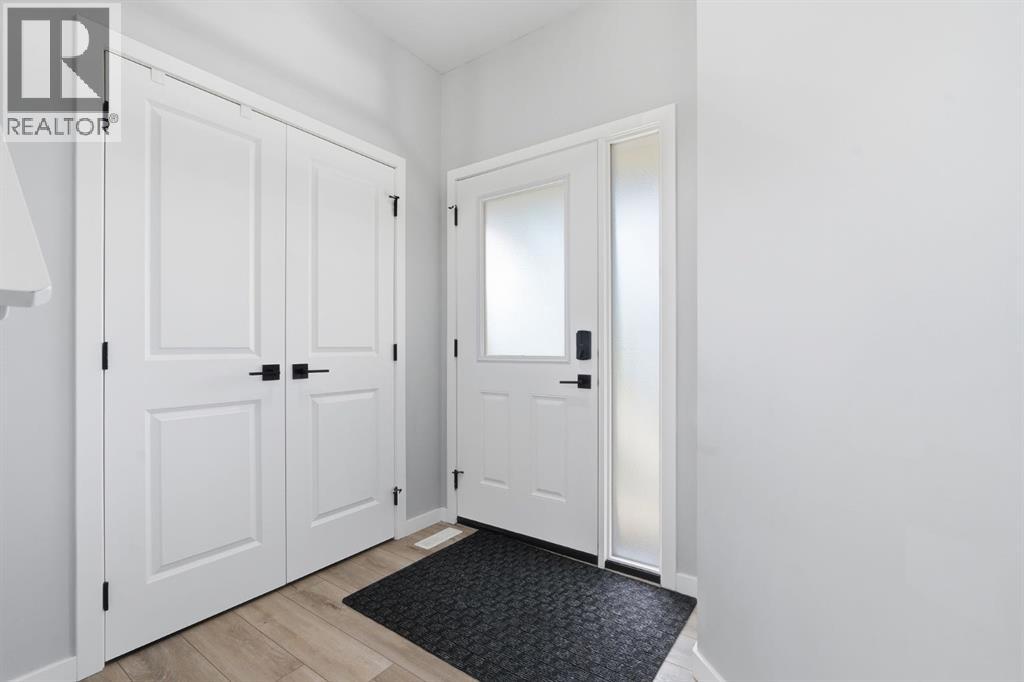 623 Savanna Crescent NE, Calgary, Alberta  T3J 5P2 - Photo 6 - A2329037