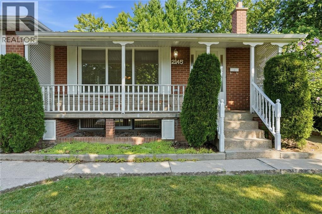 2145 Sunnyvale Drive, Oakville, Ontario  L6L 1W6 - Photo 3 - 40848323