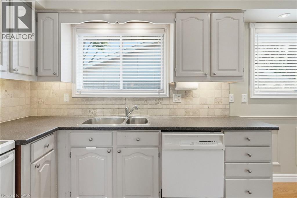 2145 Sunnyvale Drive, Oakville, Ontario  L6L 1W6 - Photo 8 - 40848323
