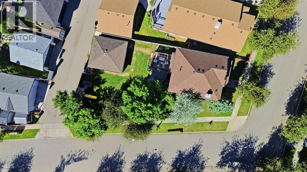 134 Prestwick Landing Se, Calgary, Alberta  T2Z 3S4 - Photo 2 - A2329137