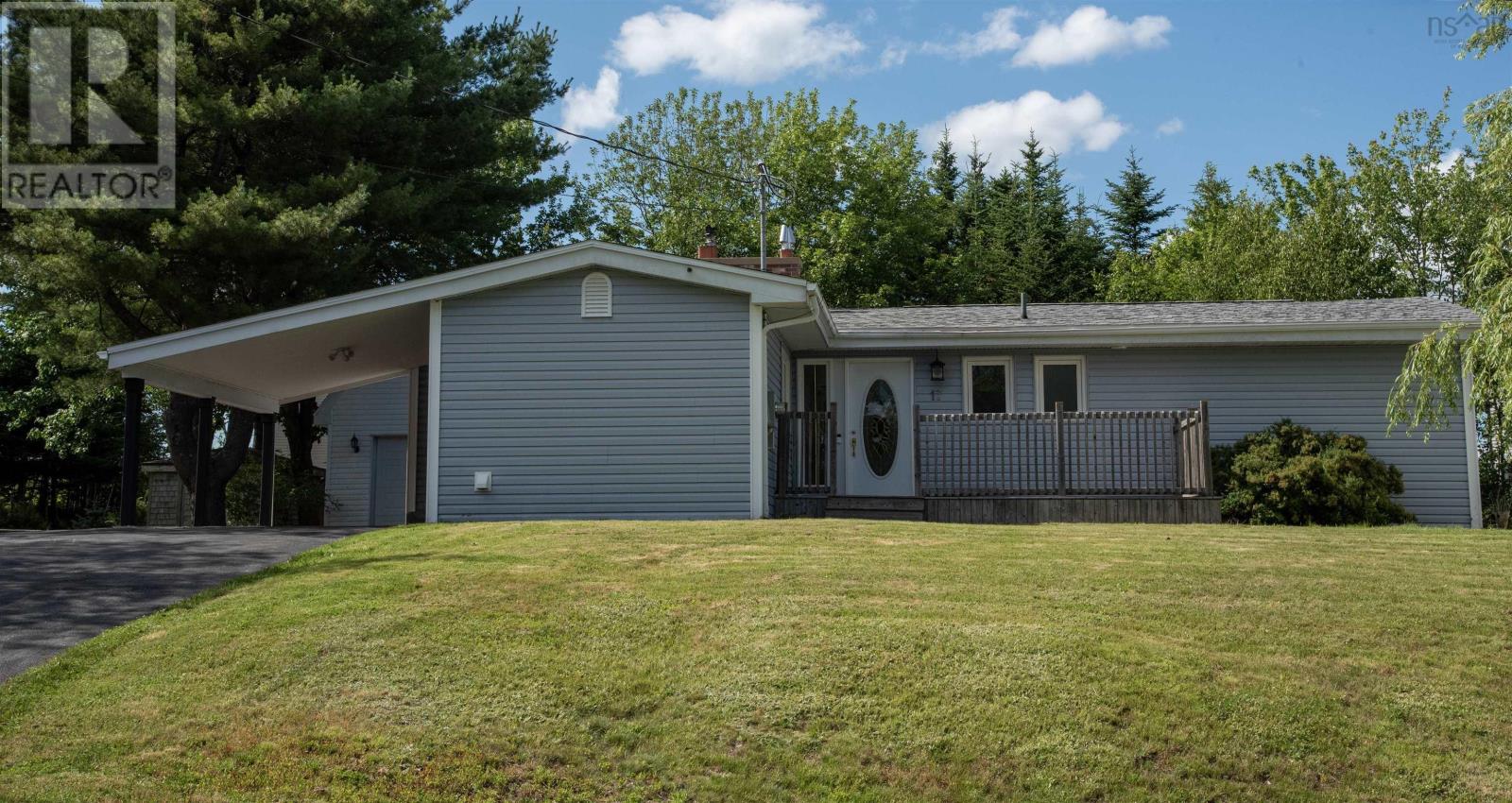 17 Maple Drive, Timberlea, Nova Scotia  B3T 1C2 - Photo 2 - 202618877