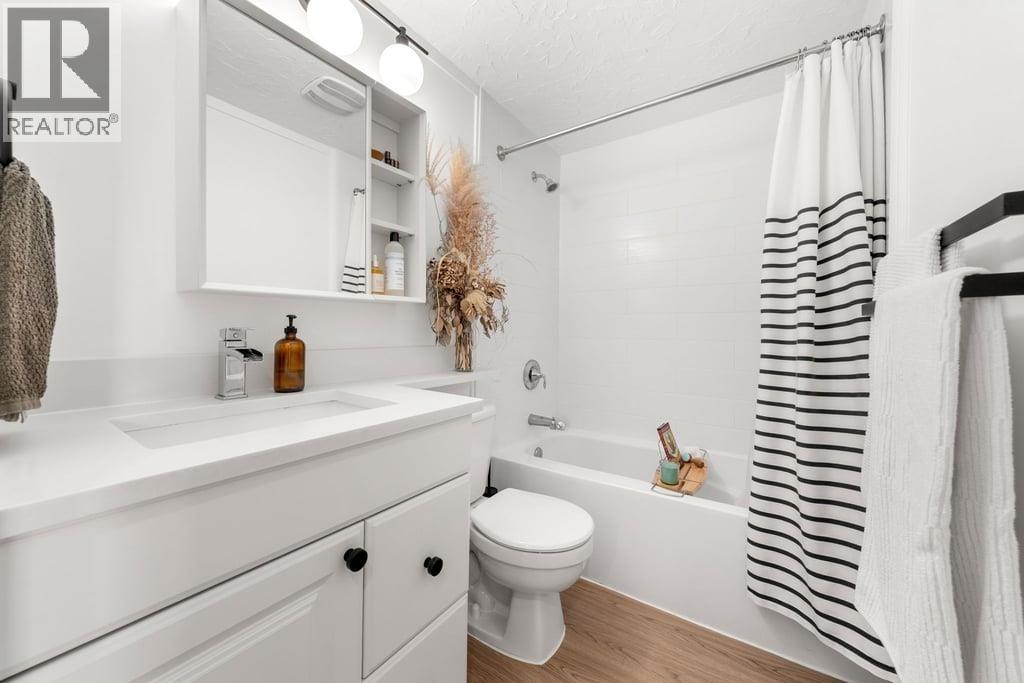 312 360 E 2nd Street, North Vancouver, British Columbia  V7L 4N6 - Photo 16 - R3150483