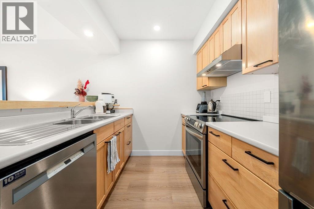 312 360 E 2nd Street, North Vancouver, British Columbia  V7L 4N6 - Photo 9 - R3150483