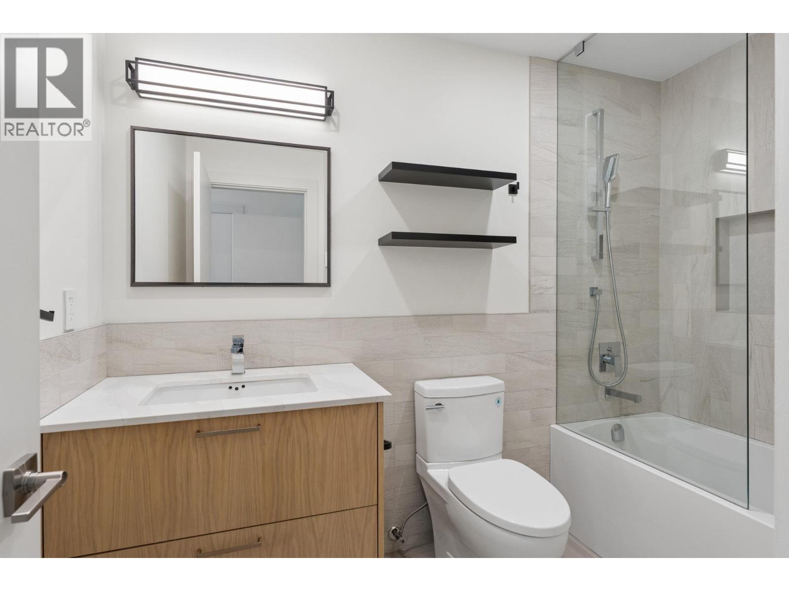 101 2242 Marine Drive Drive, West Vancouver, British Columbia  V7V 1K4 - Photo 11 - R3150488