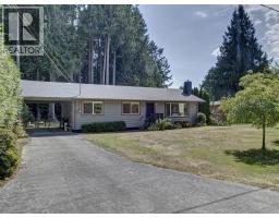 3367 RICHARDS ROAD, Roberts Creek, British Columbia