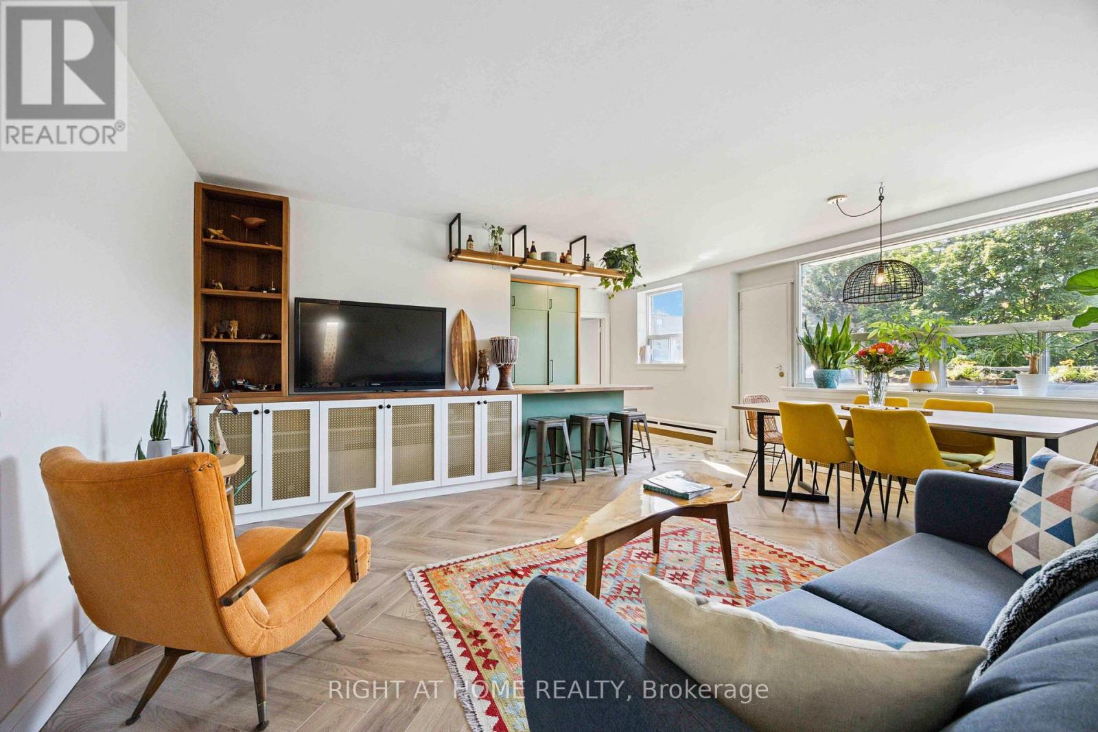 103 - 57 Neptune Drive, Toronto, Ontario  M6A 1X2 - Photo 6 - C12979770