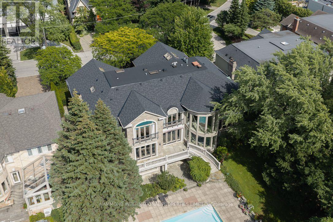 32 Arjay Crescent, Toronto, Ontario  M2L 1C7 - Photo 4 - C13613444