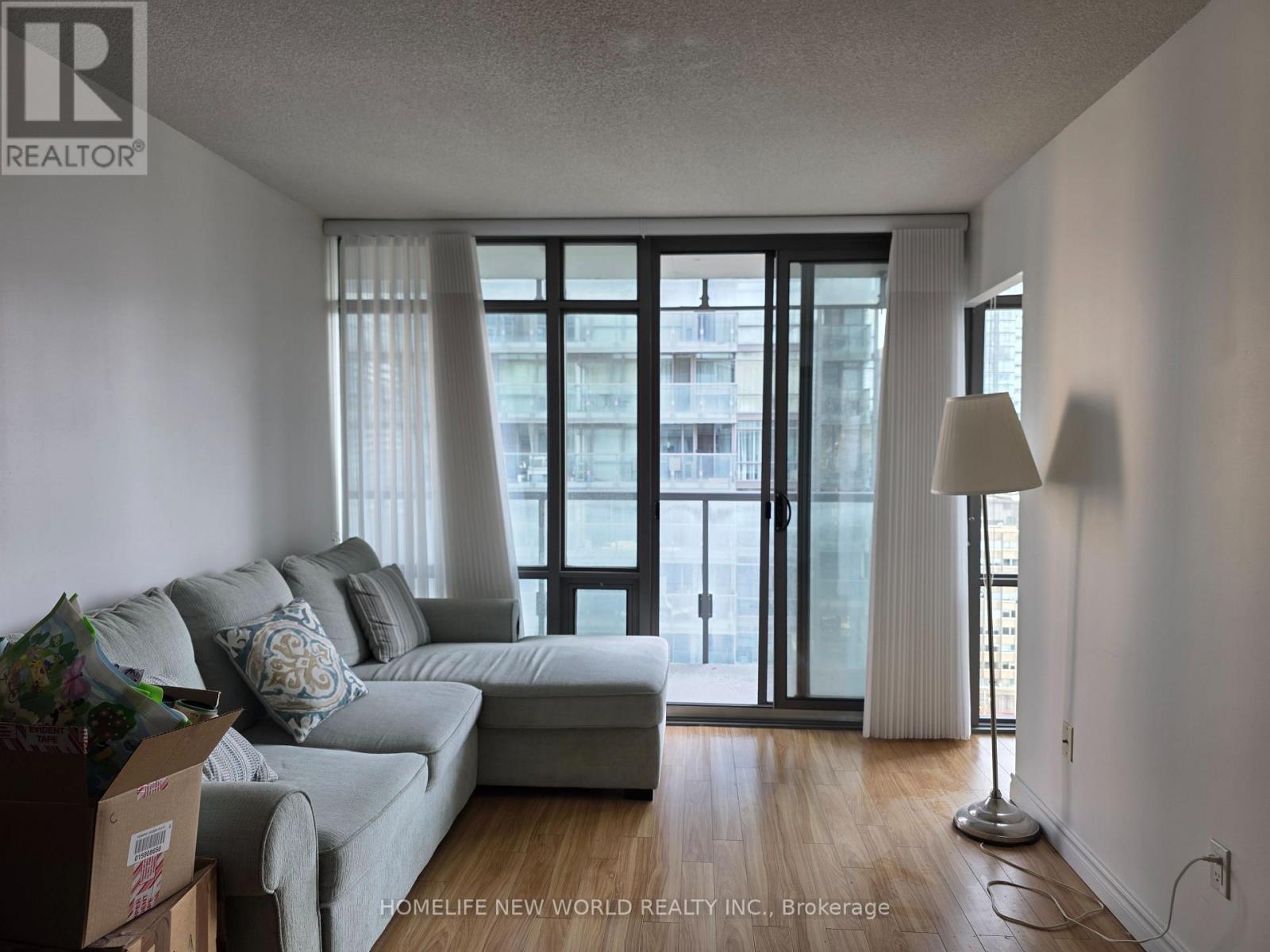 1701 - 37 Grosvenor Street, Toronto, Ontario  M4Y 3G5 - Photo 23 - C13613502