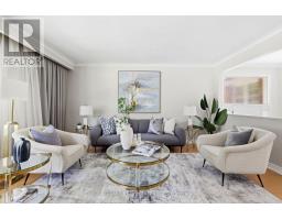 44 FAREHAM CRESCENT, Toronto, Ontario